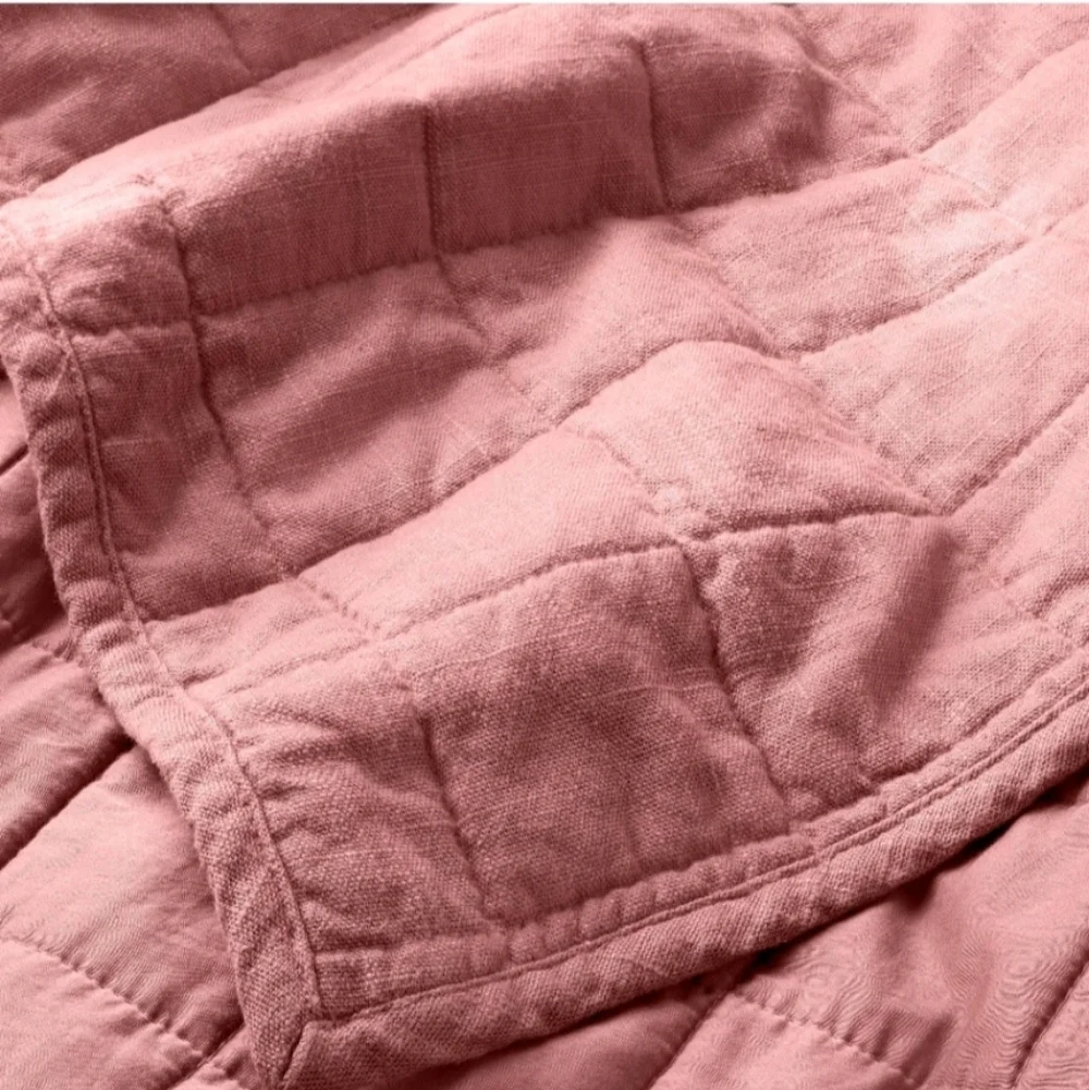 New!Casaluna Quilted Linen Blend Coverlet in Dusty Pink Cottagecore Y2K Retro